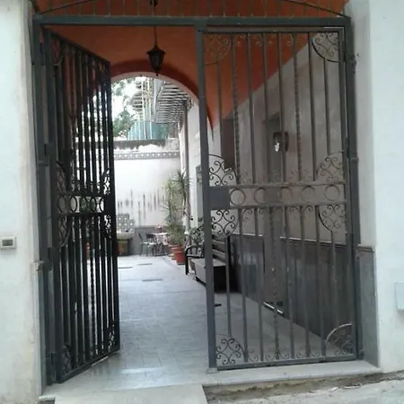 Casa Rotre In The Historic Center Of *